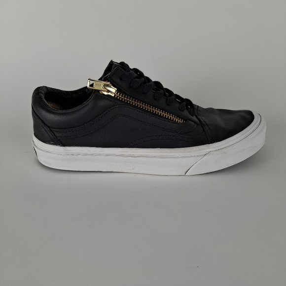 black leather vans size 5.5